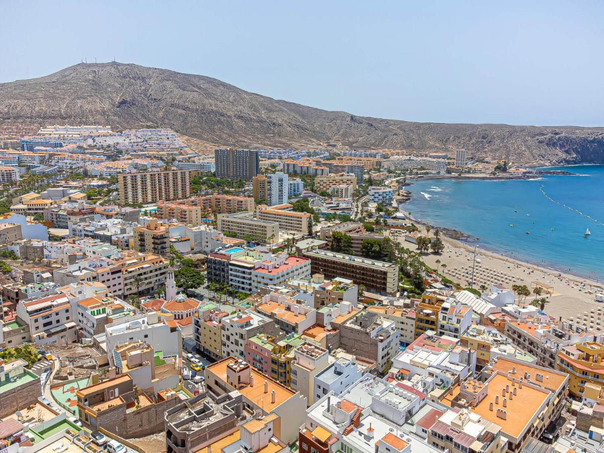 Apartamentos En El Centro De Los Cristianos 阿罗纳 外观 照片