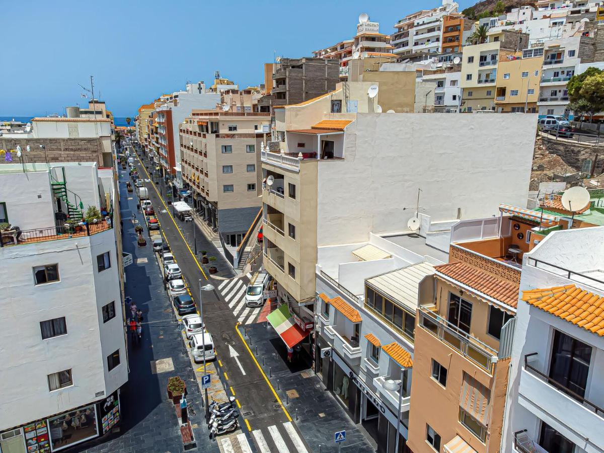 Apartamentos En El Centro De Los Cristianos 阿罗纳 外观 照片