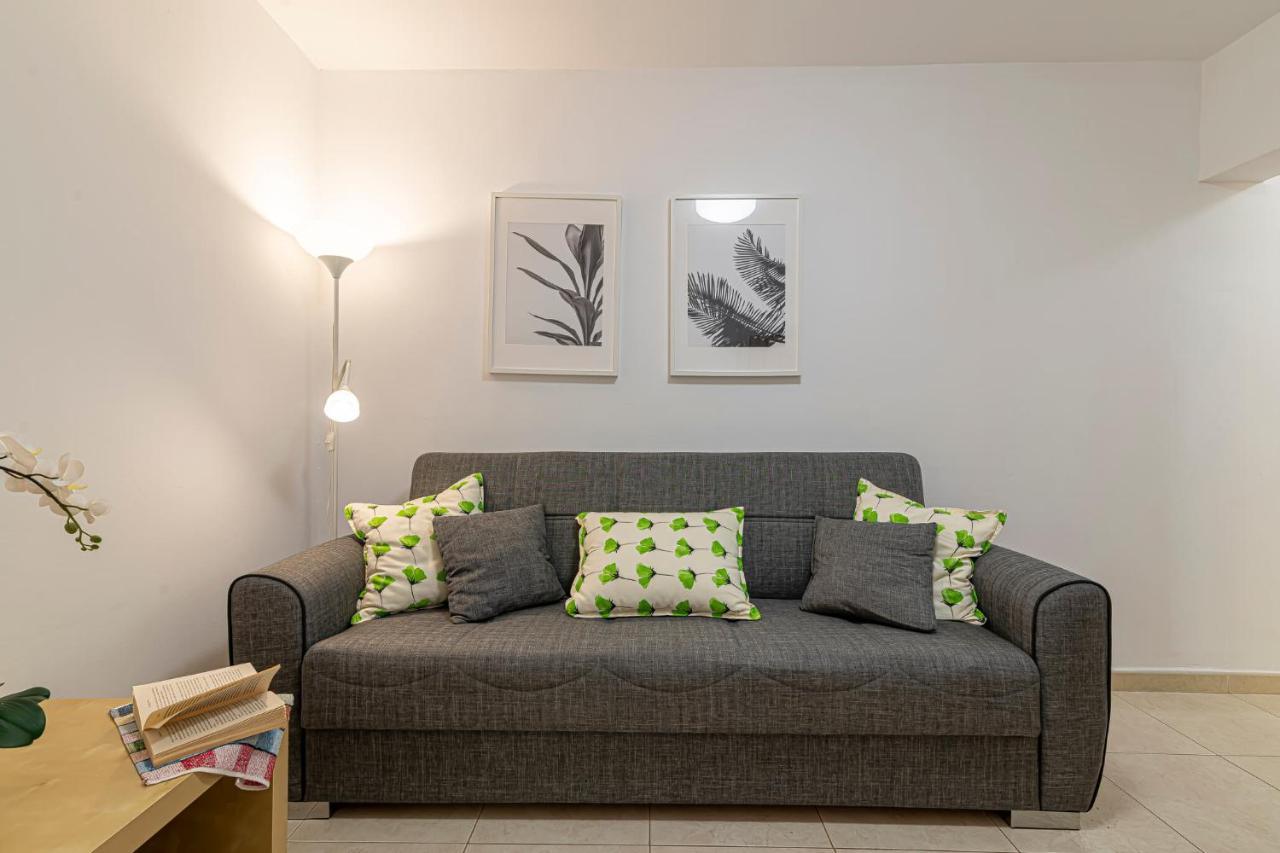 Apartamentos En El Centro De Los Cristianos 阿罗纳 外观 照片