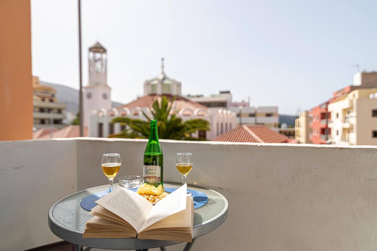 Apartamentos En El Centro De Los Cristianos 阿罗纳 外观 照片
